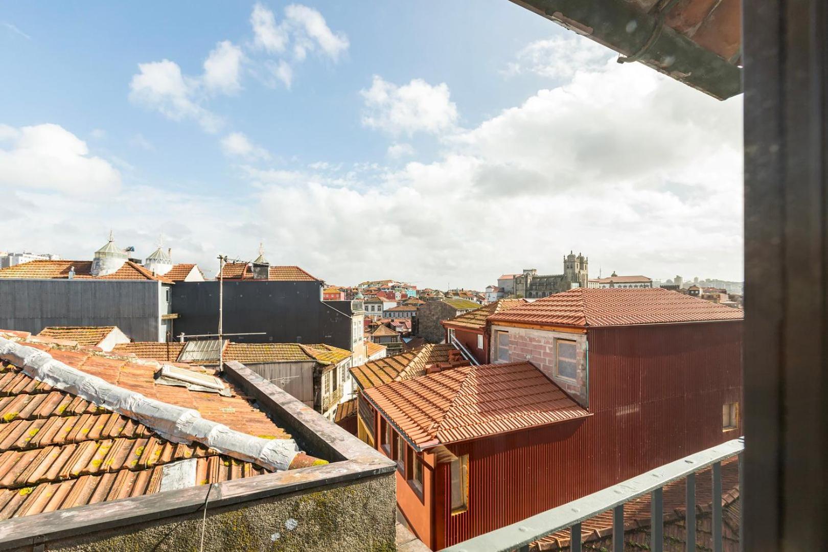Guestready - Caldeireiros Apts Porto Ngoại thất bức ảnh