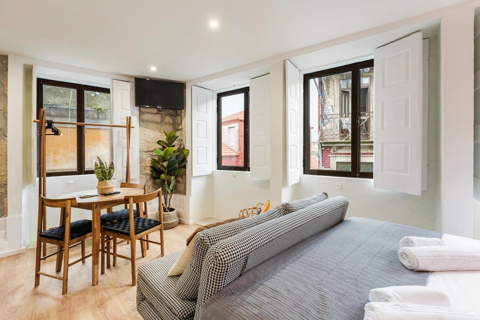 Guestready - Caldeireiros Apts Porto Ngoại thất bức ảnh
